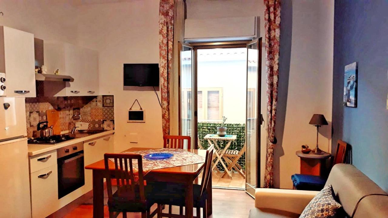 Casa Vacanza La Isla Bonita Isola delle Femmine Esterno foto